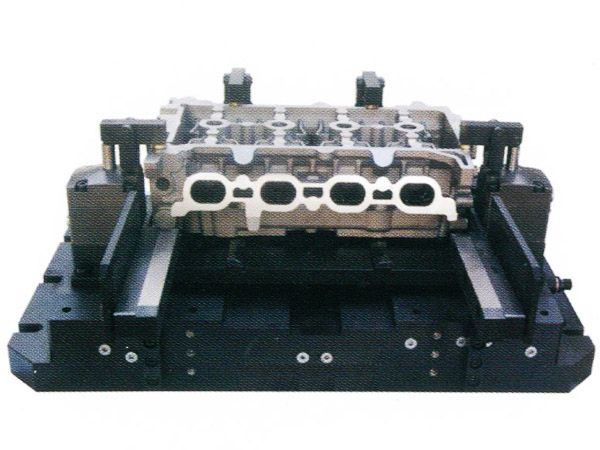 缸蓋加工液壓(ya)裌(jia)具(ju)