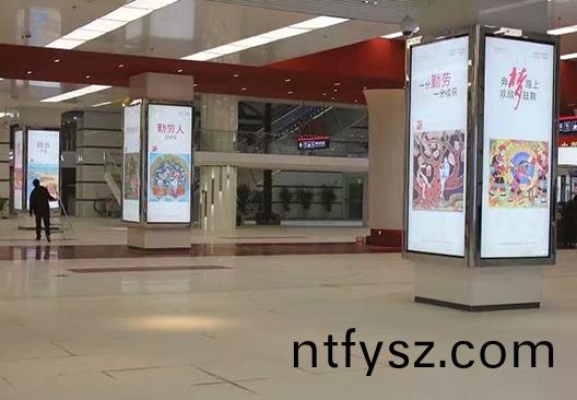 廣告牌燈(deng)箱