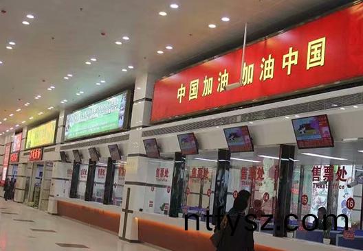 廣(guang)告牌(pai)燈(deng)箱(xiang)