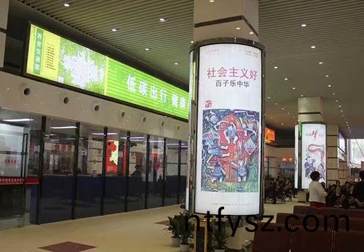 廣告(gao)牌(pai)燈箱